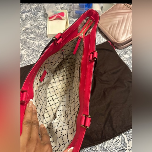 Kate Spade New York Tote - Picture 5 of 6